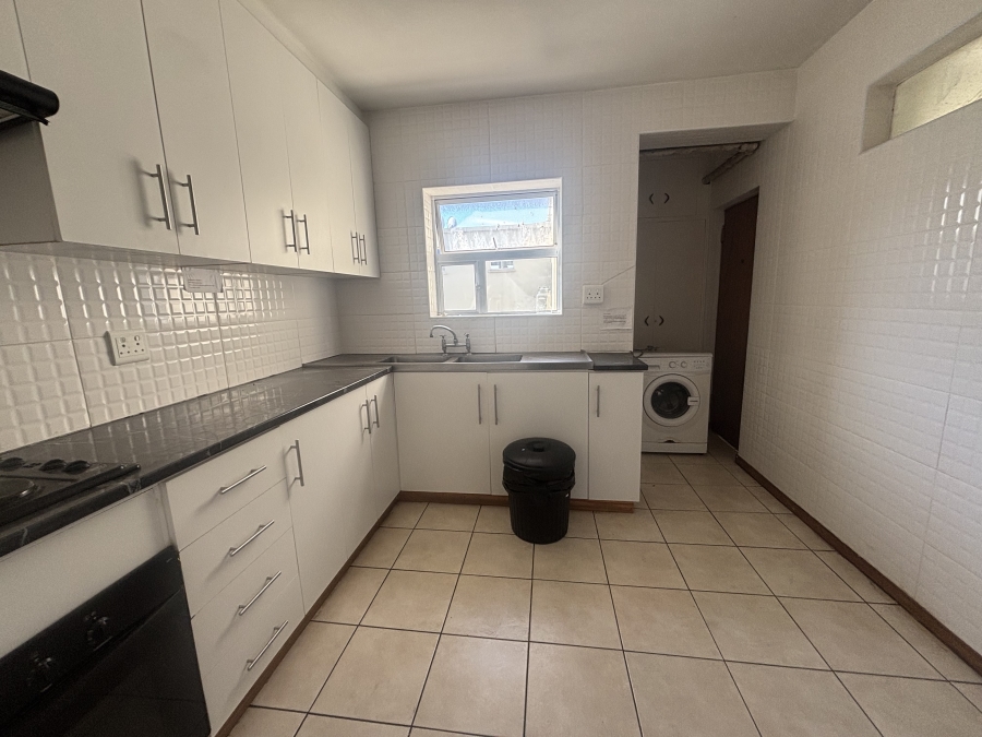 2 Bedroom Property for Sale in Humewood Eastern Cape